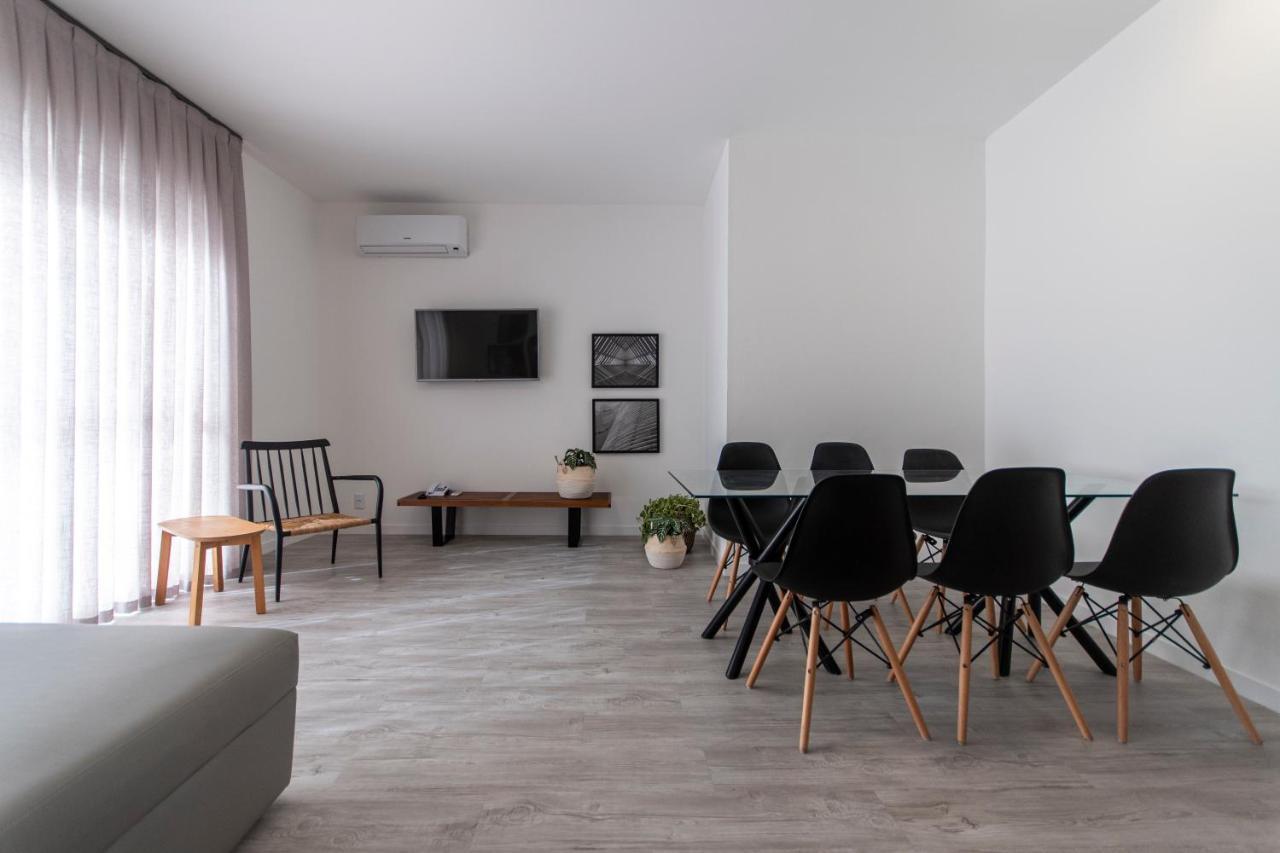 Melo Hotel